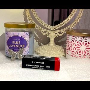 MAC LIPSTICK “702 DANGEROUS” retro matte